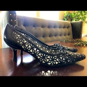 Stuart Weitzman kitten heel